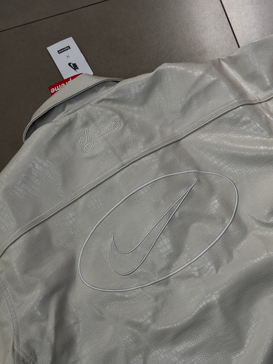 Supreme x Nike Jaqueta de Couro Varsity