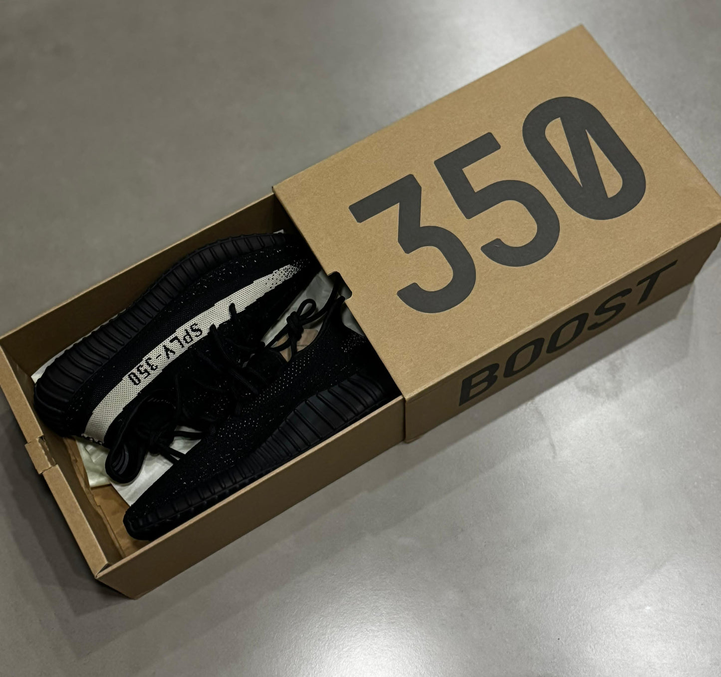 Yeezy Boost 350 V2 Oreo