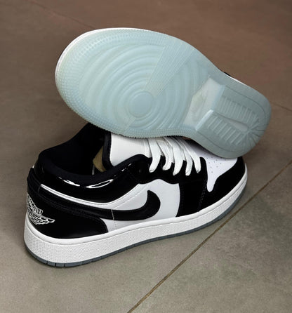 Air Jordan 1 Low SE Concord Tênis