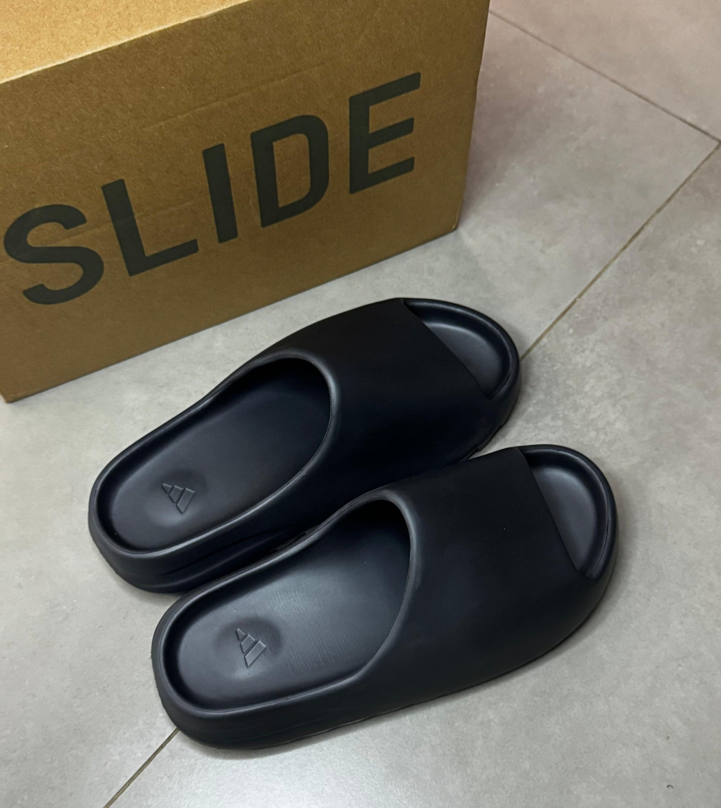Yeezy Slide Black