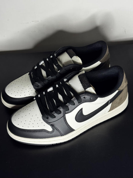Air Jordan 1 Low OG Mocha