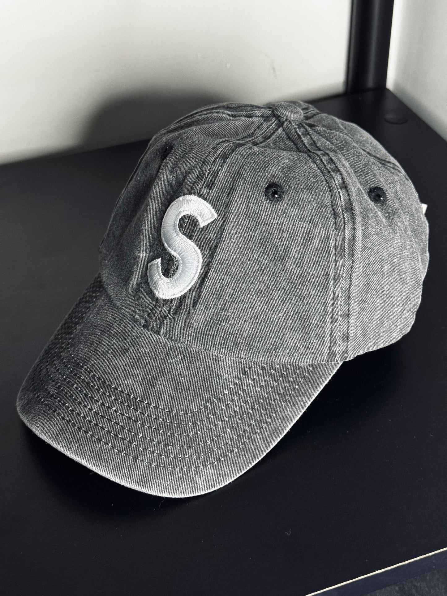 Supreme Pigment Coated S Logo 6-Panel Black