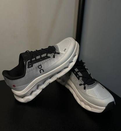 On Running Cloudtilt Black Ivory