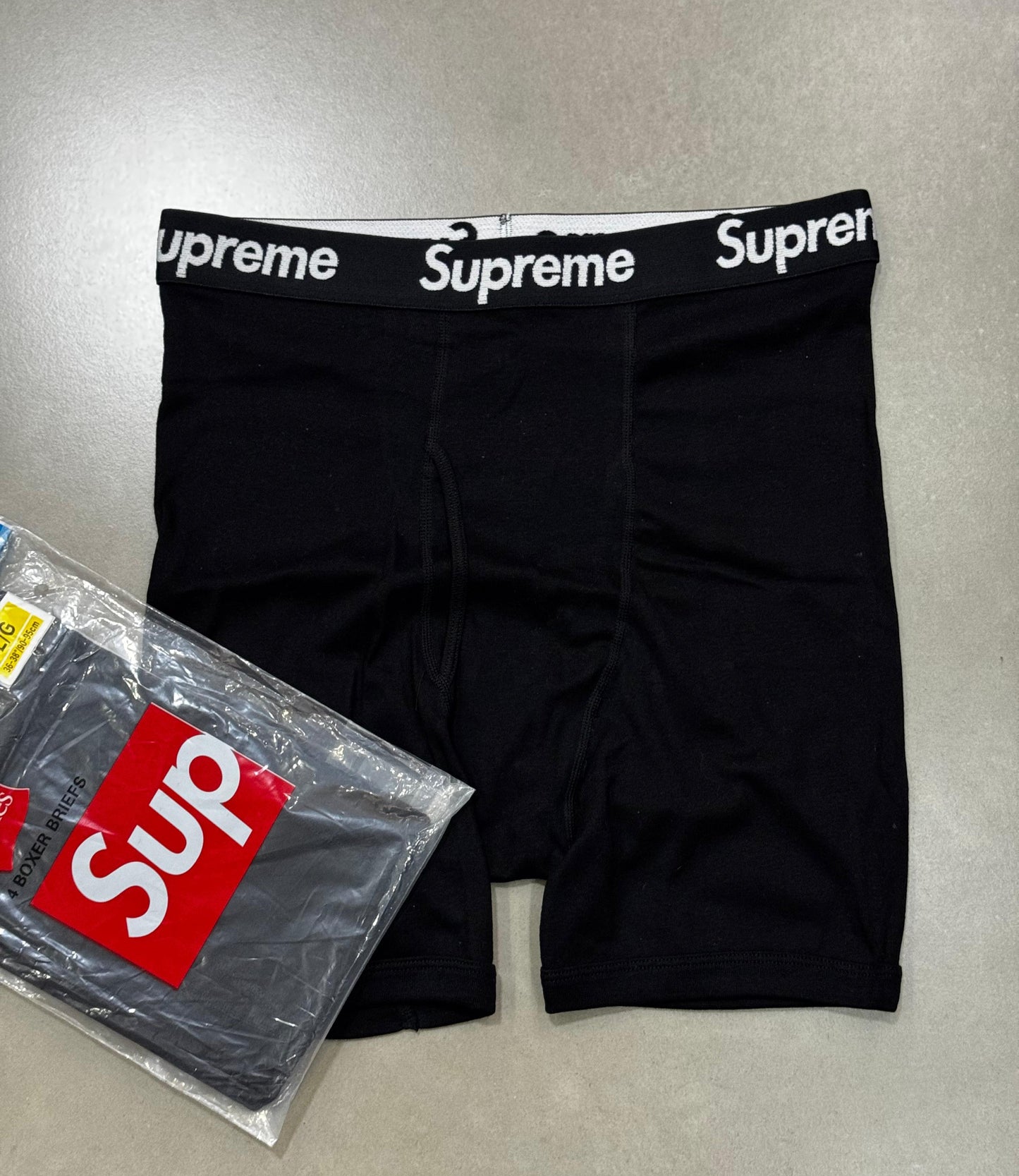 Supreme x Hanes "Boxer Briefs" Black