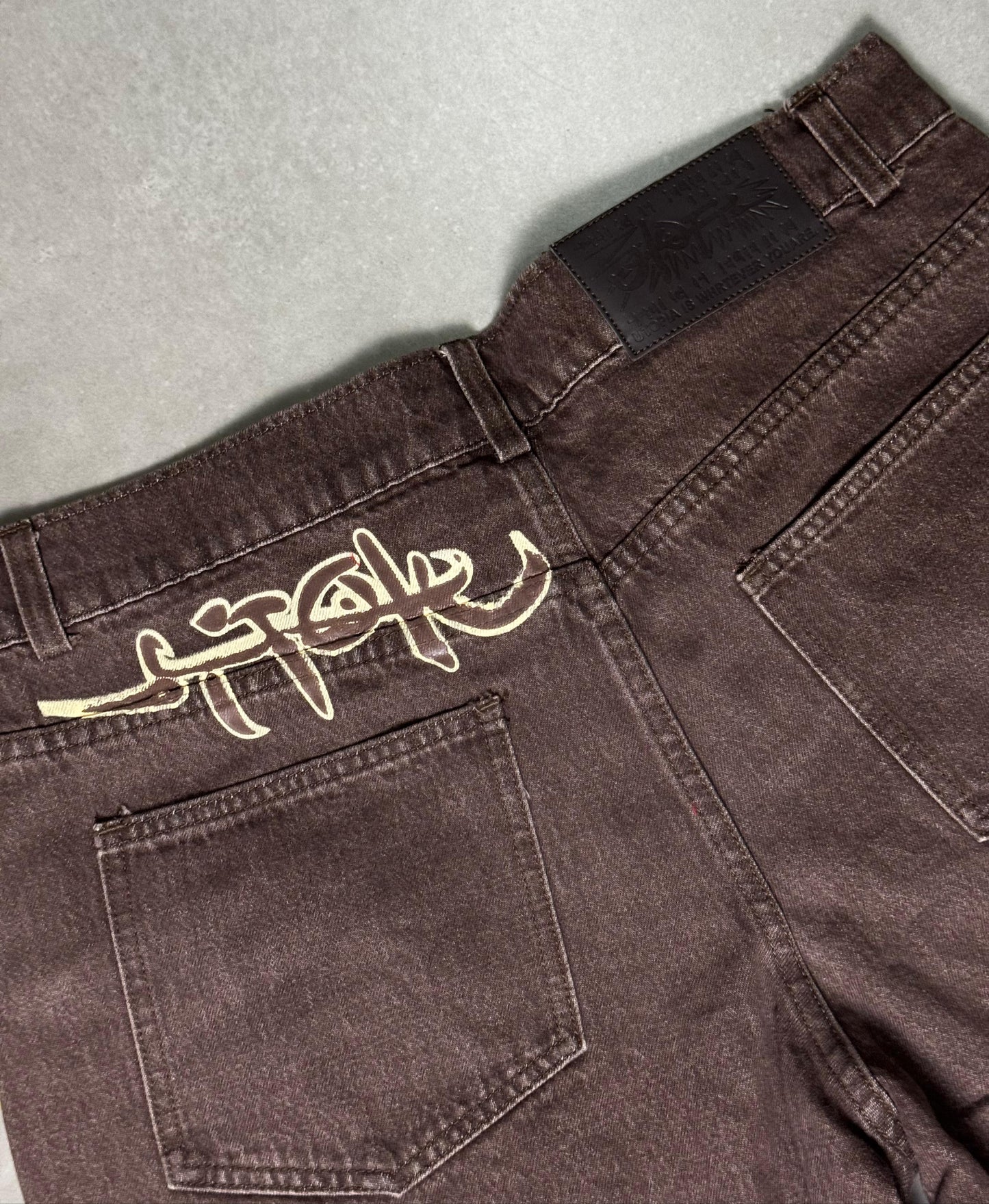 Travis Scott Earthquaker Short Marrom