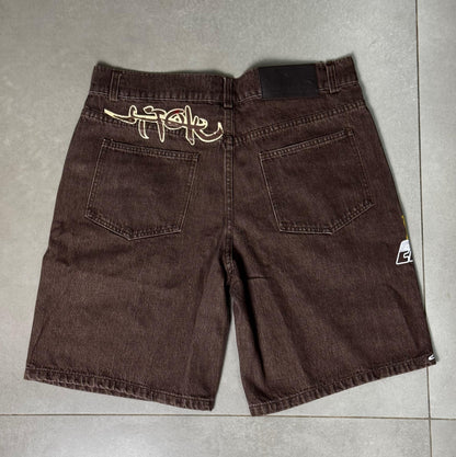 Travis Scott Earthquaker Short Marrom